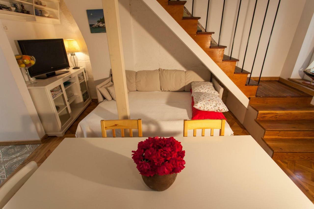 Barbarossa House With Parking Apartment Крес Екстериор снимка