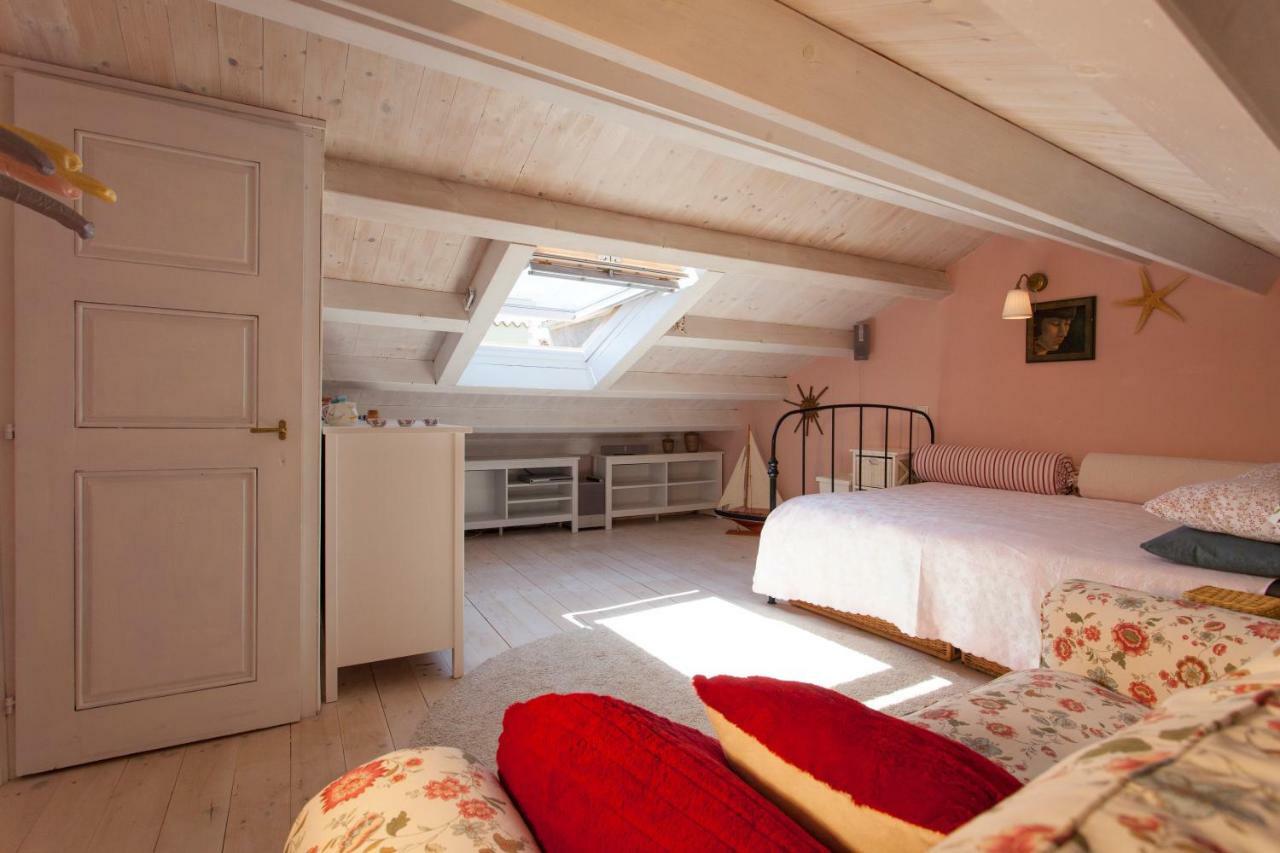 Barbarossa House With Parking Apartment Крес Екстериор снимка